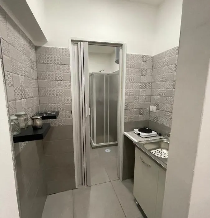 House Nunu-1