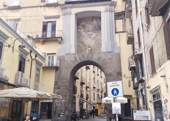 Napoli centro storico Un Passo da San Gennaro